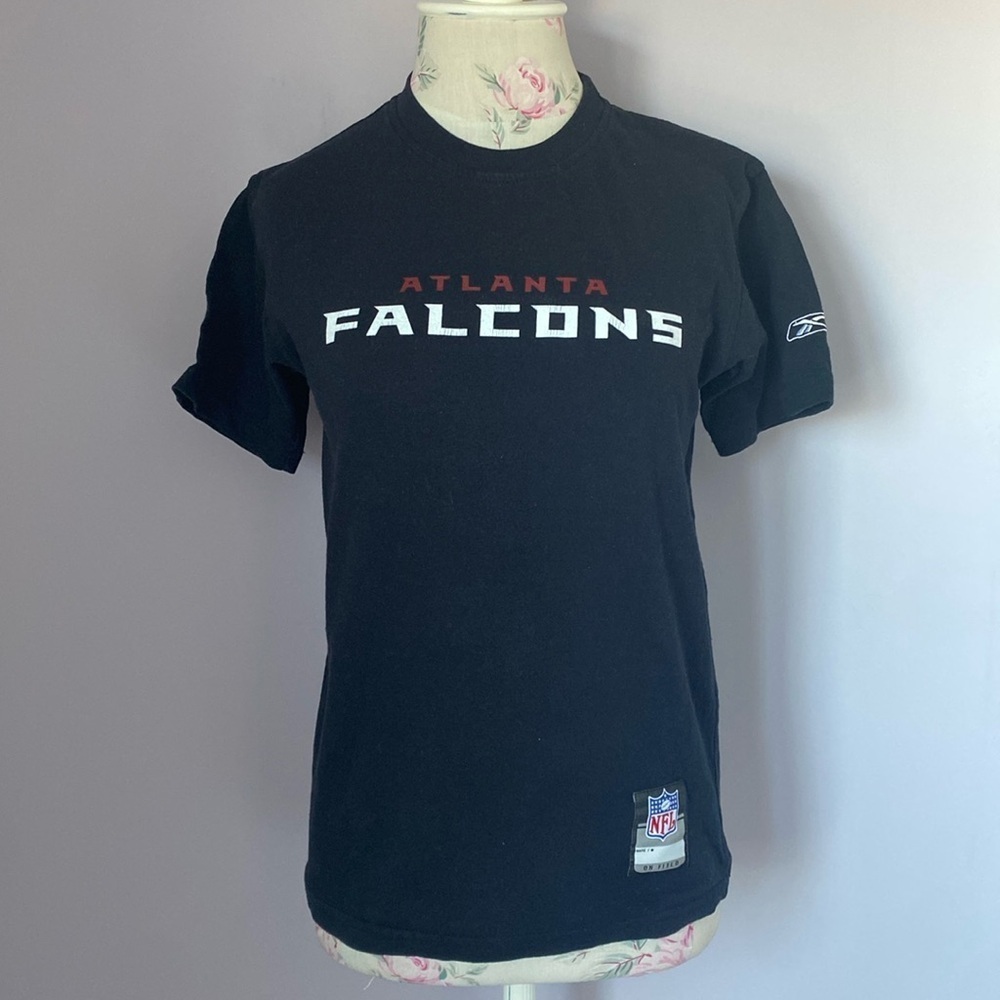 Atlanta falcons Reebok short sleeve tee size Medium